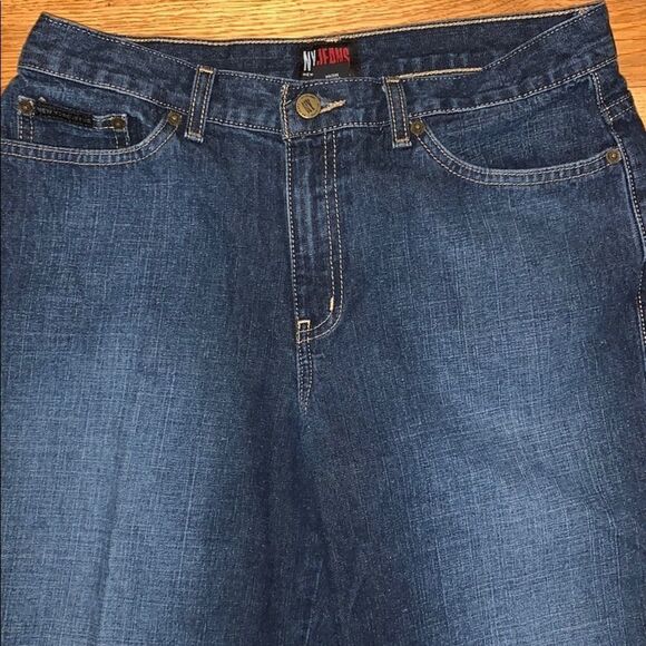 Vintage bootcut NY jeans. Size 8 - Picture 4 of 10